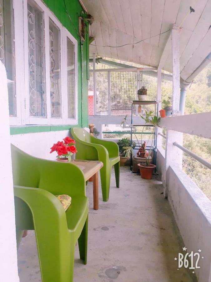 Vamoose Quaint Wood Cottage Dardżyling Zewnętrze zdjęcie